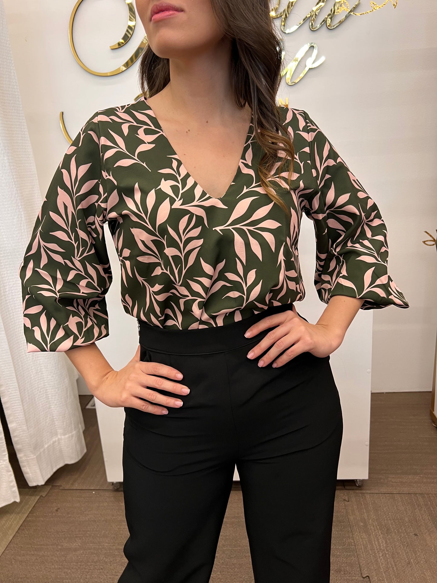 BLUSA EMILIA ESTAMPADA VERDE ROSA