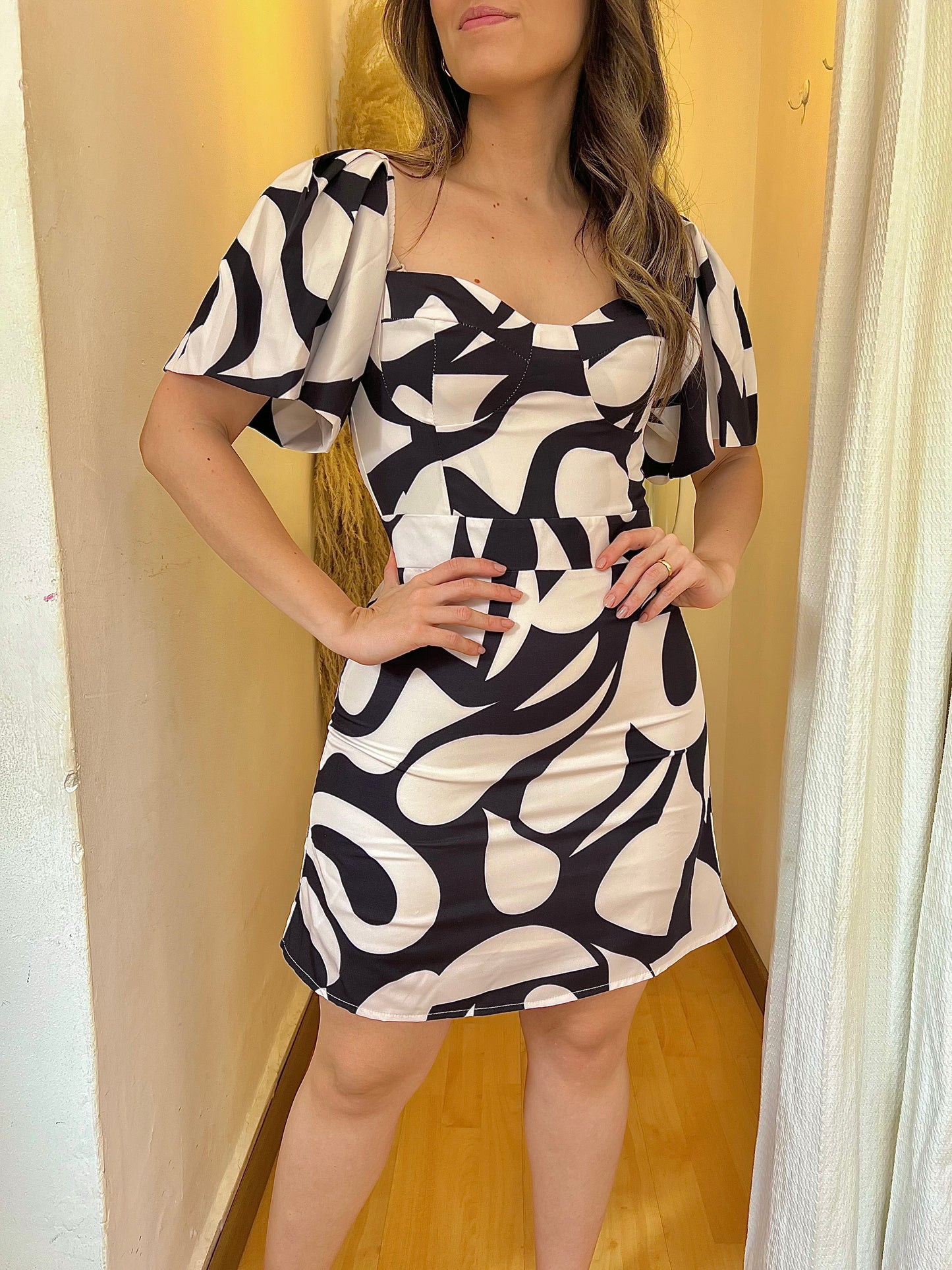 VESTIDO AURORA NEGRO BEIGE