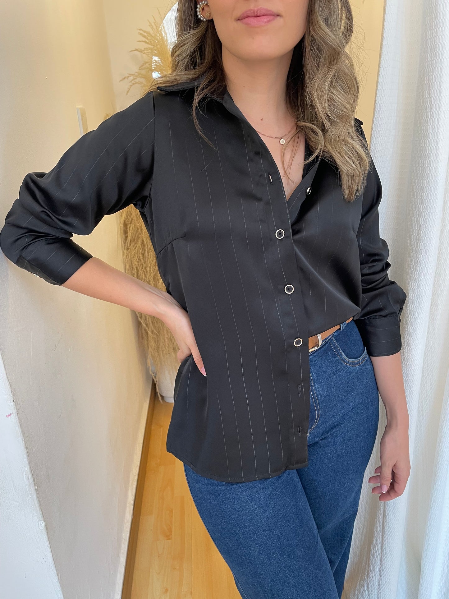 CAMISERA LÍA NEGRA