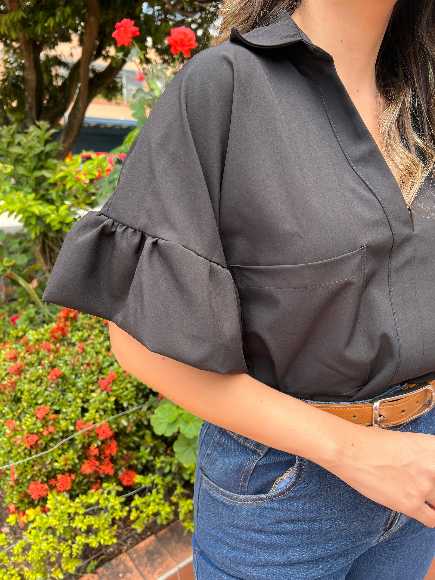 BLUSA JULI NEGRA