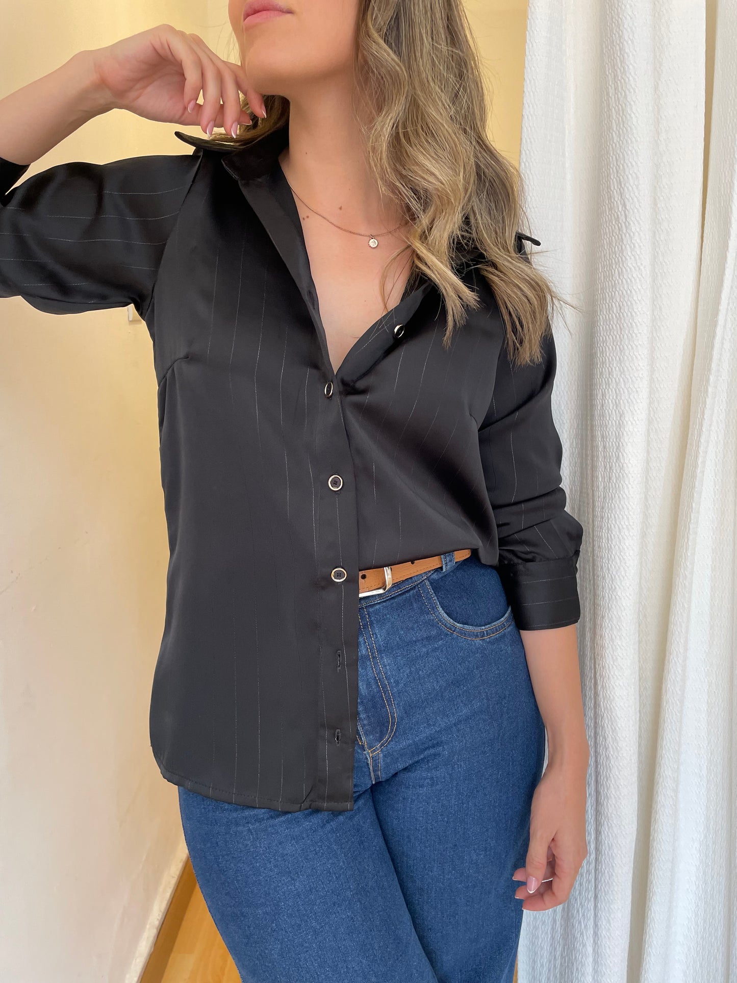 CAMISERA LÍA NEGRA