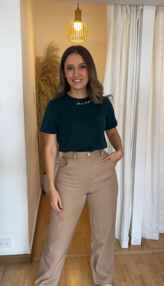 CAMISETA BÁSICA VERDE ESTAMPADA