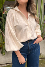 Cargar imagen en el visor de la galería, CAMISERA LUCIANA LINO BORDADO
