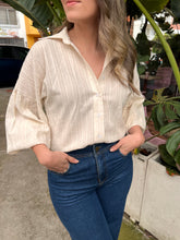 Cargar imagen en el visor de la galería, CAMISERA LUCIANA LINO BORDADO
