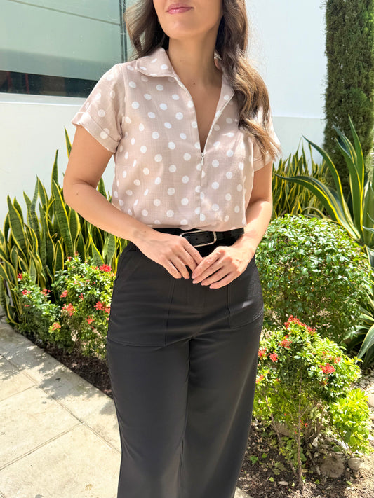 BLUSA JULIETA PUNTOS BEIGE BLANCO